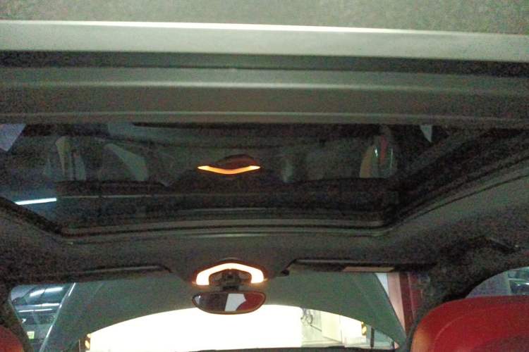 Used Porsche Macan 2016 Macan 2.0T Headliner