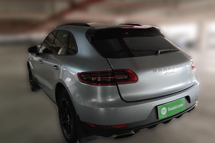 Used Porsche Macan 2016 Macan 2.0T Rear Left 45 Deg