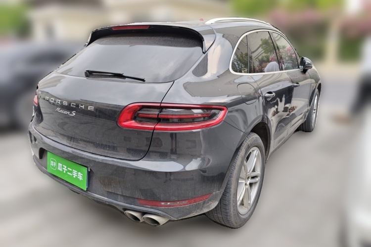 Used Porsche Macan 2016 Macan S 3.0T Rear Right 45 Deg