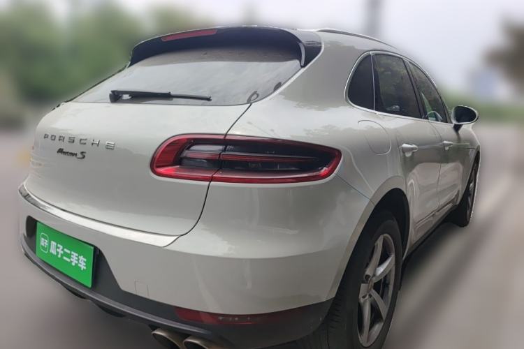 Used Porsche Macan 2016 Macan S 3.0T Rear Right 45 Deg