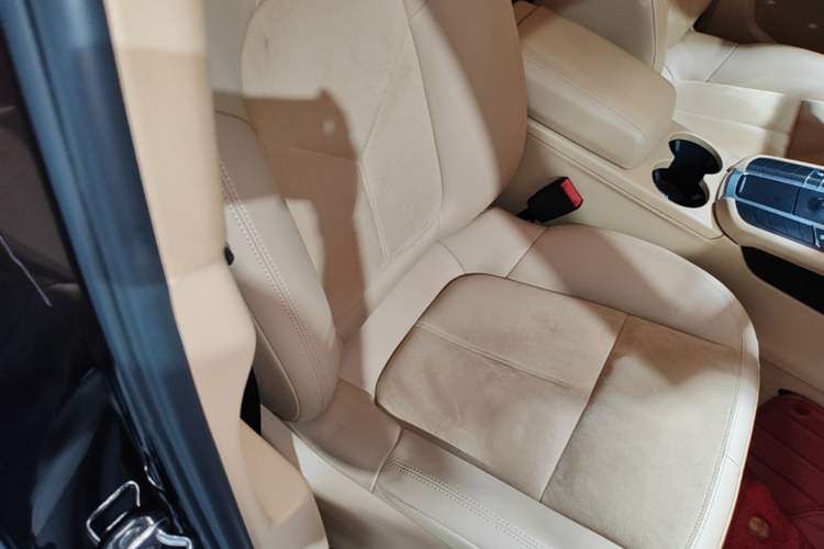 Used Porsche Macan 2016 Macan 2.0T Right Front Seat