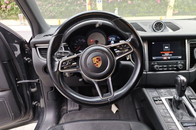 Used Porsche Macan 2016 Macan S 3.0T Steering Wheel
