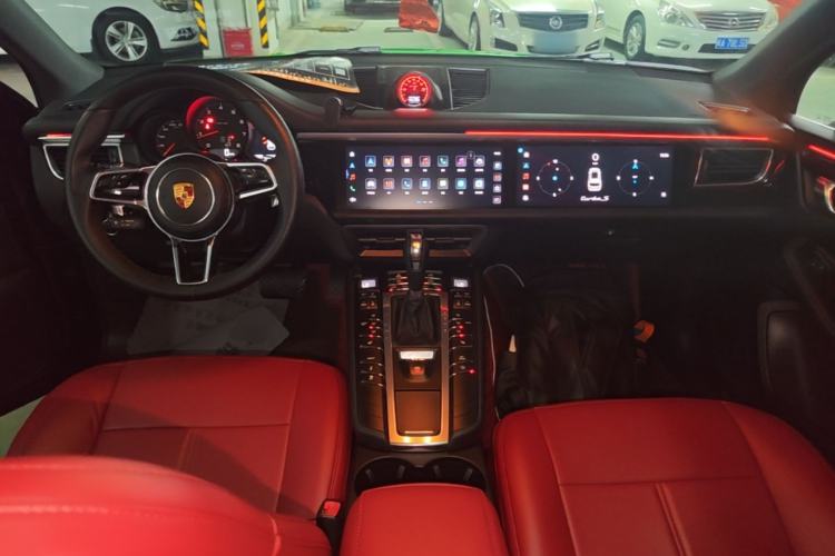 Used Porsche Macan 2016 Macan 2.0T Center Console
