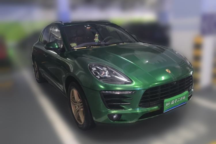 Used Porsche Macan 2016 Macan S 3.0T Front Right 45 Deg