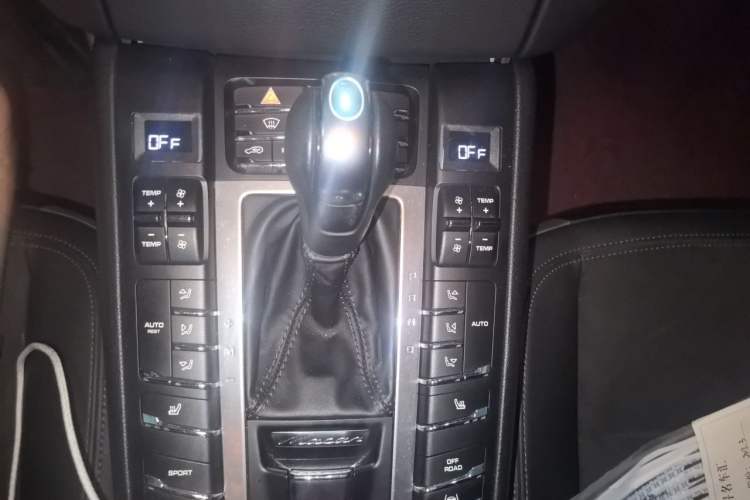 Used Porsche Macan 2016 Macan S 3.0T Gear Lever
