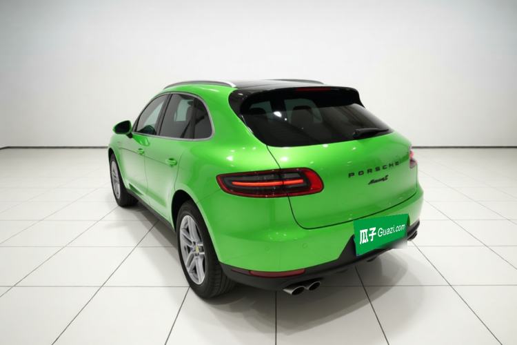 Used Porsche Macan 2016 Macan 2.0T Rear Left 45 Deg