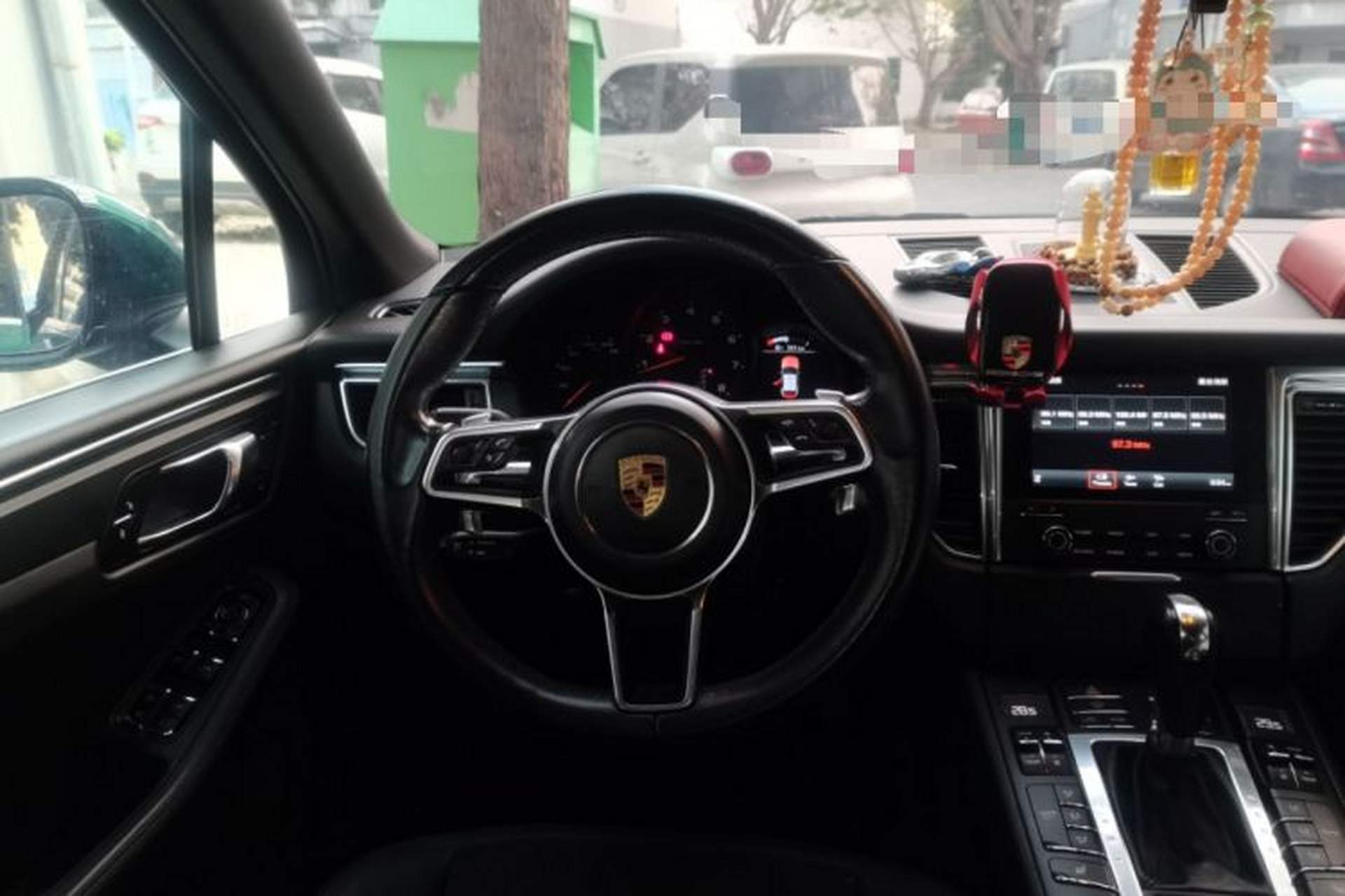 Used Porsche Macan 2016 Macan 2.0T Steering Wheel