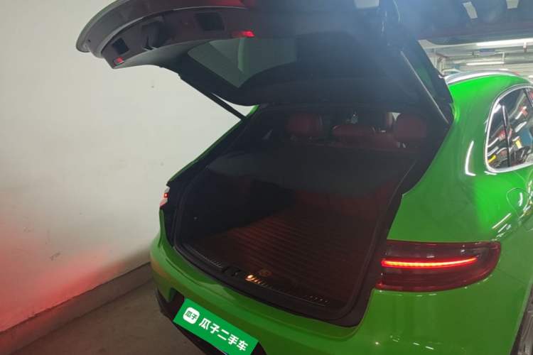 Used Porsche Macan 2016 Macan 2.0T Trunk