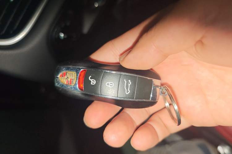 Used Porsche Macan 2016 Macan 2.0T Vehicle Key