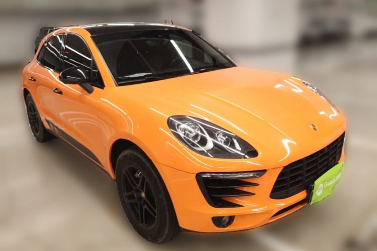 Used Porsche Macan 2016 Macan S 3.0T Front Right 45 Deg