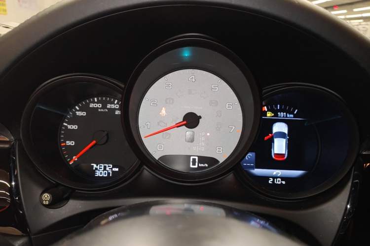 Used Porsche Macan 2016 Macan S 3.0T Instrument Cluster