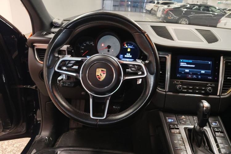Used Porsche Macan 2016 Macan S 3.0T Steering Wheel