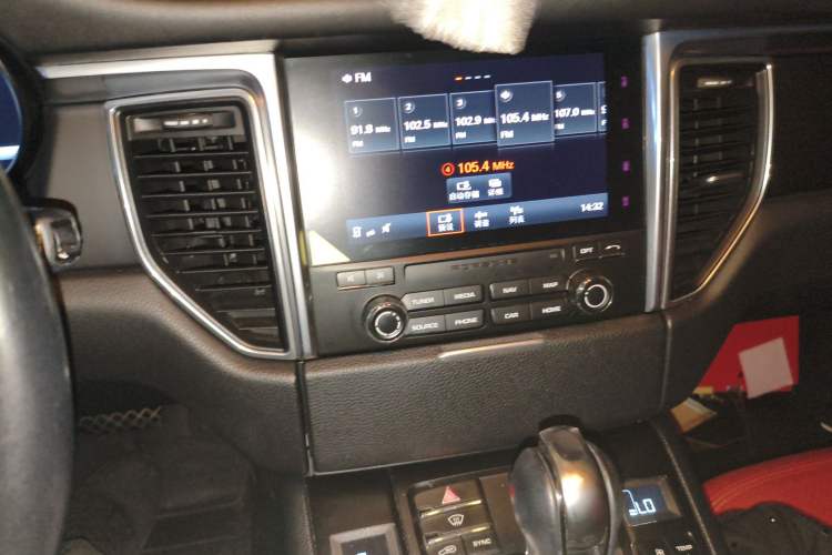 Used Porsche Macan 2016 Macan 2.0T Audio And AC Panel