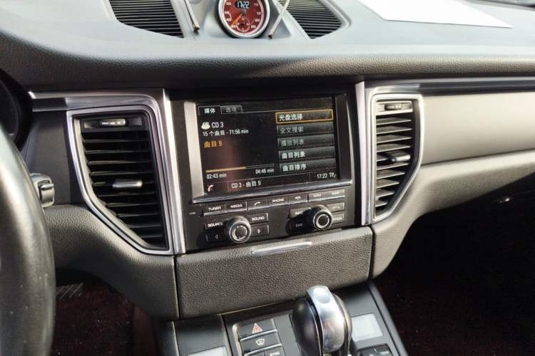 Used Porsche Macan 2016 Macan 2.0T Audio And AC Panel