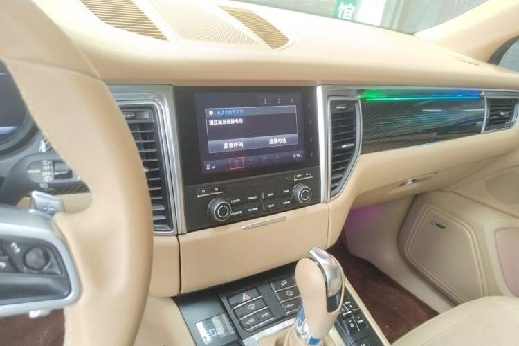 Used Porsche Macan 2016 Macan 2.0T Audio And AC Panel