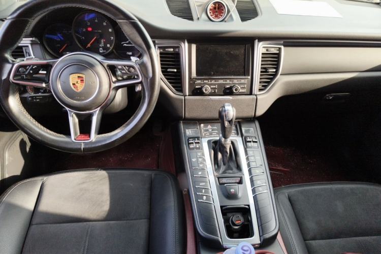Used Porsche Macan 2016 Macan 2.0T Center Console