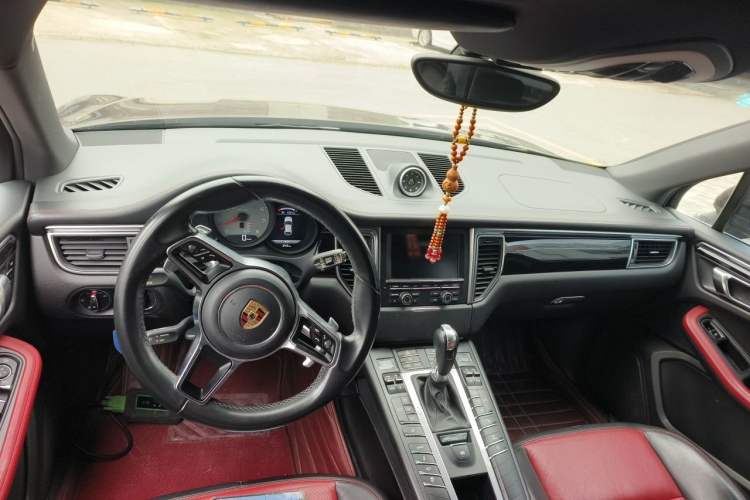 Used Porsche Macan 2016 Macan S 3.0T Center Console