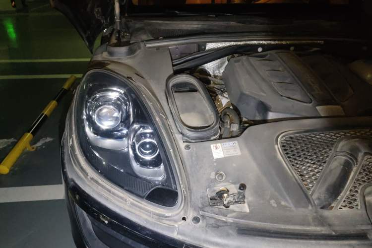 Used Porsche Macan 2016 Macan S 3.0T Engine Bay Right