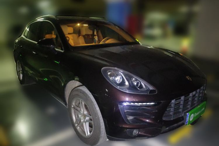 Used Porsche Macan 2016 Macan S 3.0T Front Right 45 Deg