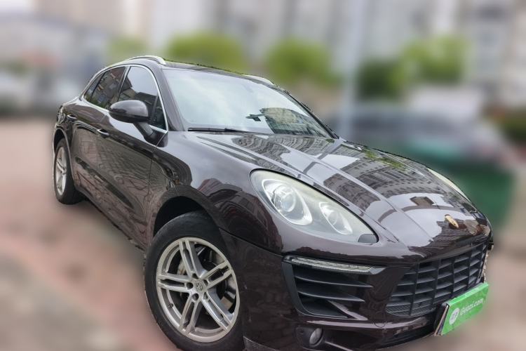 Used Porsche Macan 2016 Macan S 3.0T Front Right 45 Deg