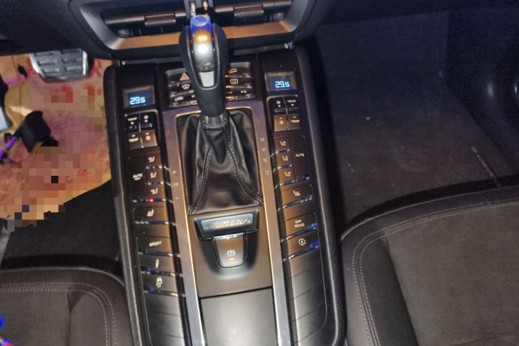 Used Porsche Macan 2016 Macan 2.0T Gear Lever