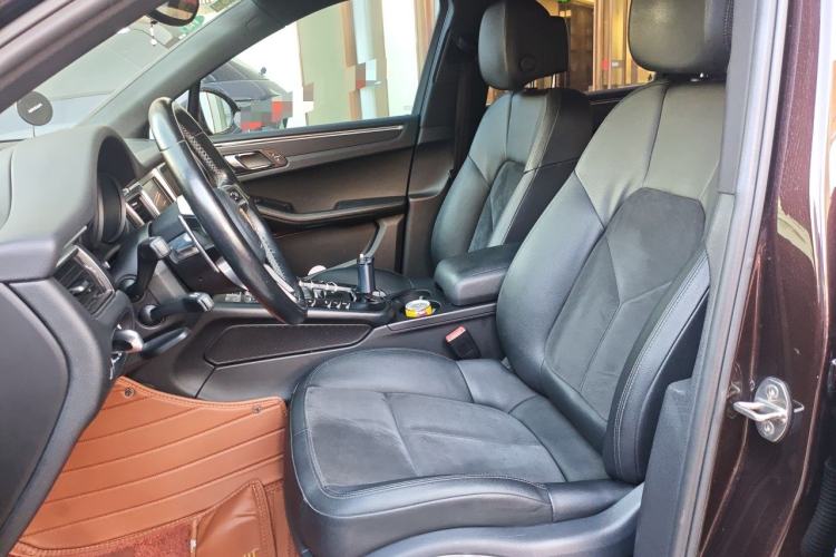 Used Porsche Macan 2016 Macan 2.0T Left Front Seat