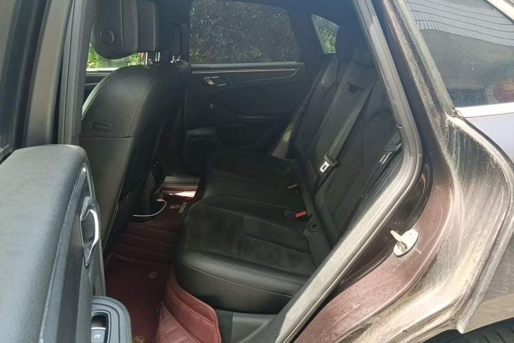 Used Porsche Macan 2016 Macan 2.0T Left Rear Seat