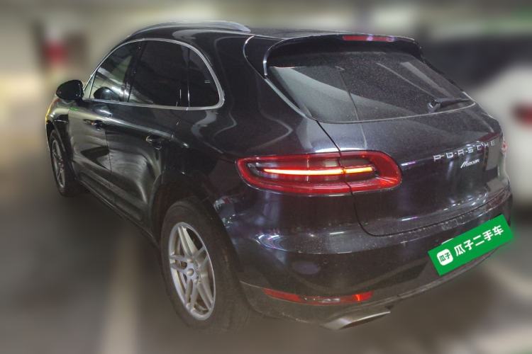 Used Porsche Macan 2016 Macan 2.0T Rear Left 45 Deg