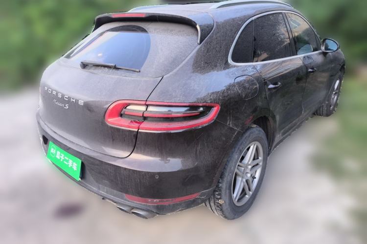 Used Porsche Macan 2016 Macan S 3.0T Rear Right 45 Deg