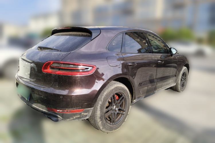 Used Porsche Macan 2016 Macan 2.0T Rear Right 45 Deg