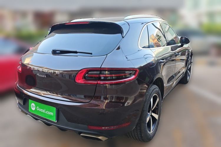 Used Porsche Macan 2016 Macan 2.0T Rear Right 45 Deg