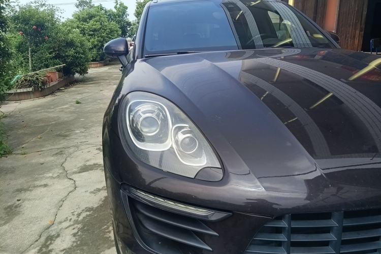 Used Porsche Macan 2016 Macan 2.0T Right Front Headlight