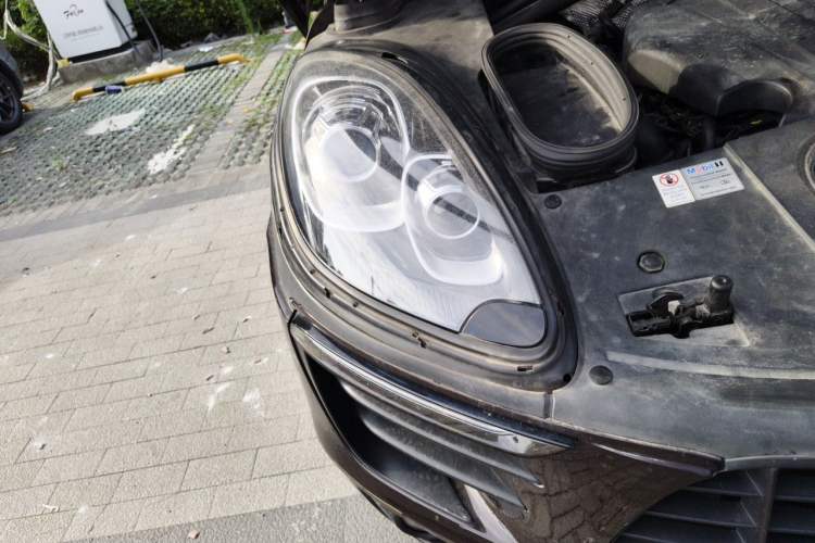 Used Porsche Macan 2016 Macan 2.0T Right Front Headlight