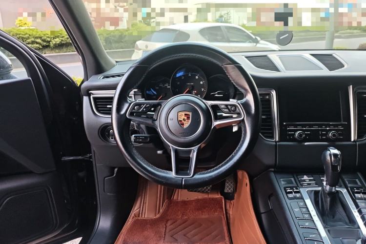 Used Porsche Macan 2016 Macan 2.0T Steering Wheel