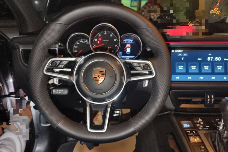 Used Porsche Macan 2016 Macan 2.0T Steering Wheel