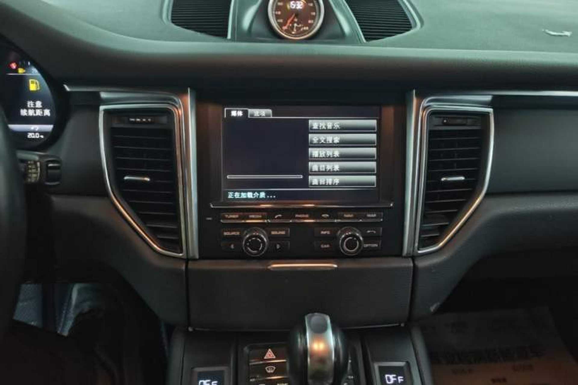 Used Porsche Macan 2016 Macan 2.0T Audio And AC Panel