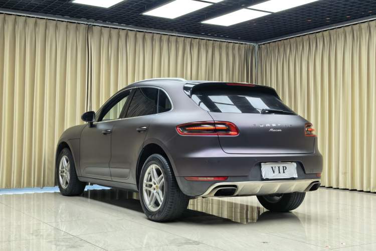 Used Porsche Macan 2016 Macan 2.0T Exterior 3