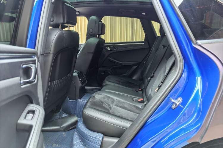 Used Porsche Macan 2016 Macan 2.0T Interior 3
