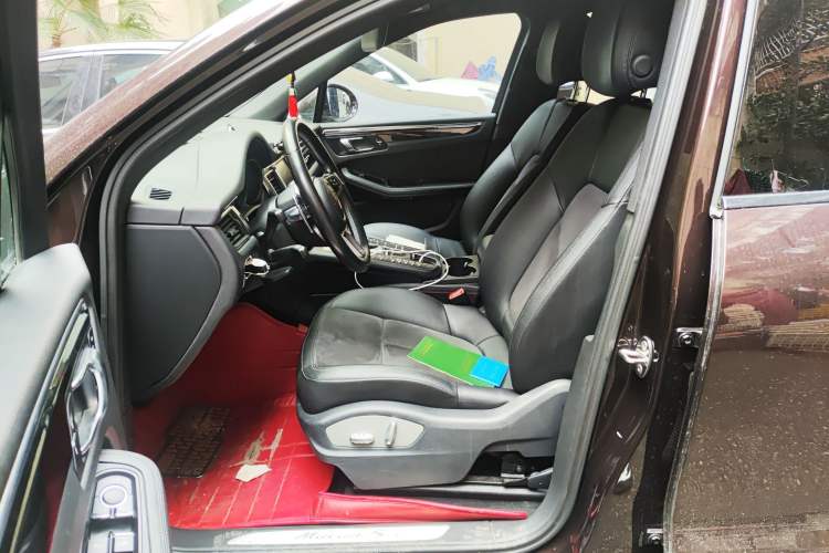 Used Porsche Macan 2016 Macan S 3.0T Left Front Seat