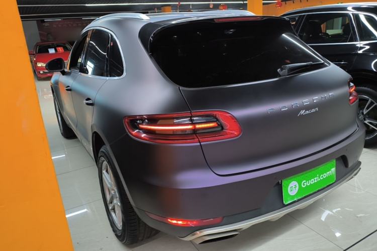 Used Porsche Macan 2016 Macan 2.0T Rear Left 45 Deg
