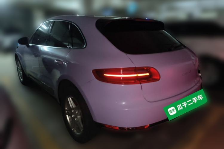 Used Porsche Macan 2016 Macan 2.0T Rear Left 45 Deg