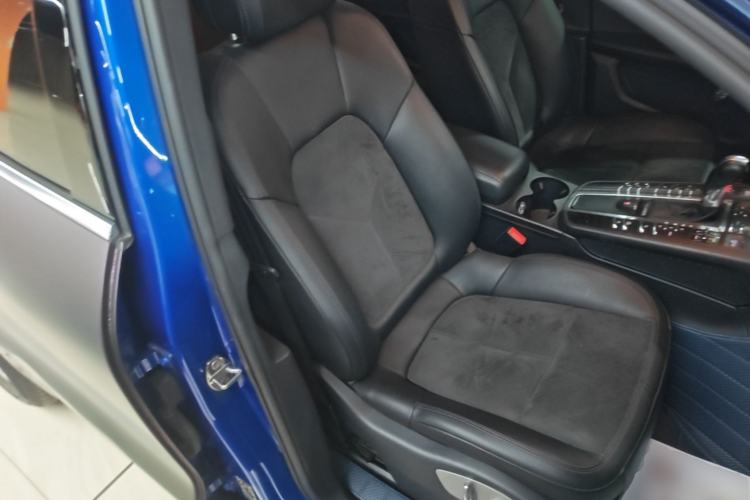 Used Porsche Macan 2016 Macan 2.0T Right Front Seat
