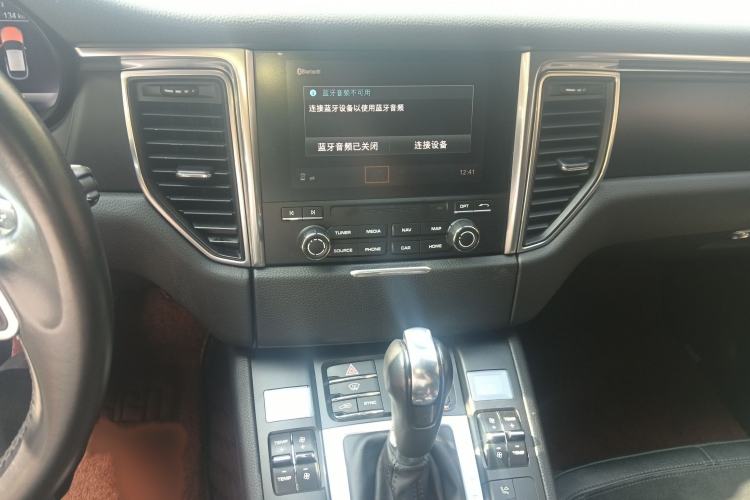Used Porsche Macan 2016 Macan 2.0T Audio And AC Panel