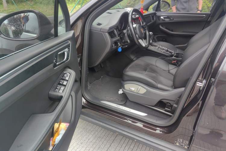 Used Porsche Macan 2016 Macan 2.0T Driver Seat