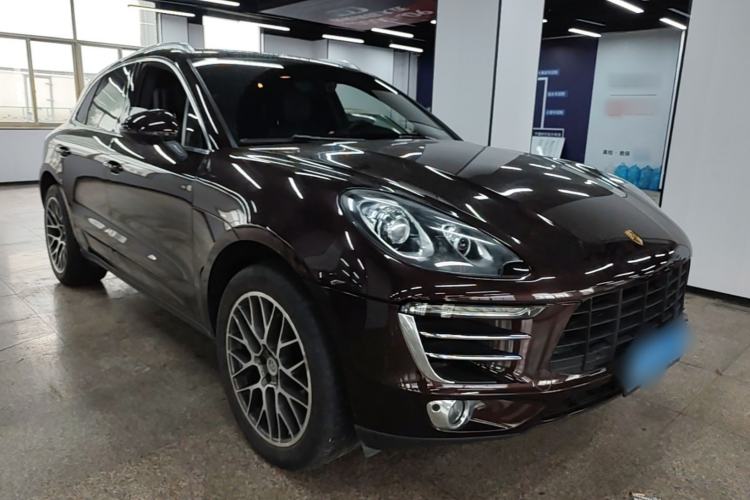 Used Porsche Macan 2016 Macan S 3.0T Front Right 45 Deg