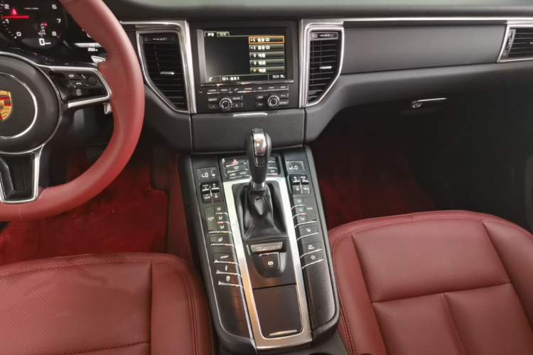 Used Porsche Macan 2016 Macan 2.0T Gear Lever