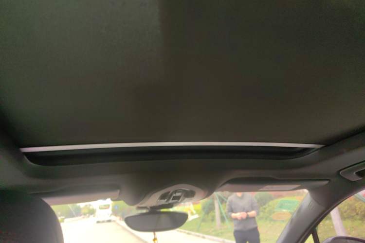 Used Porsche Macan 2016 Macan 2.0T Headliner