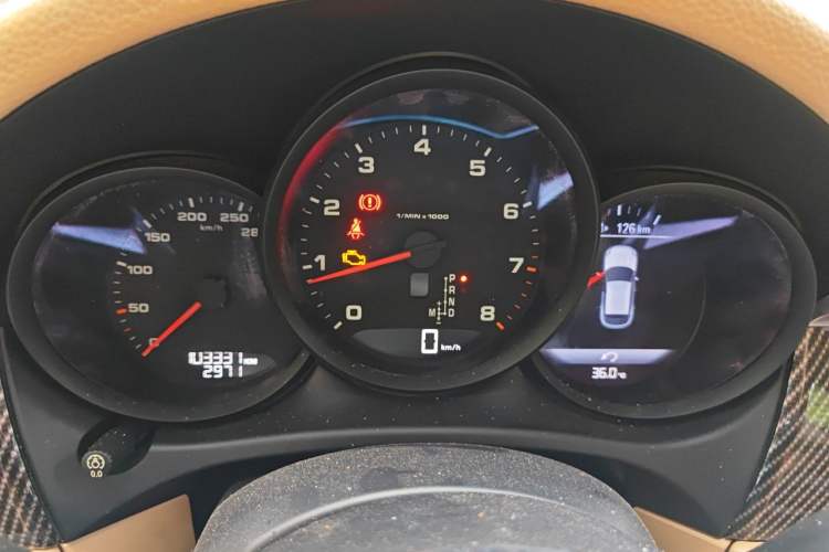 Used Porsche Macan 2016 Macan 2.0T Instrument Cluster