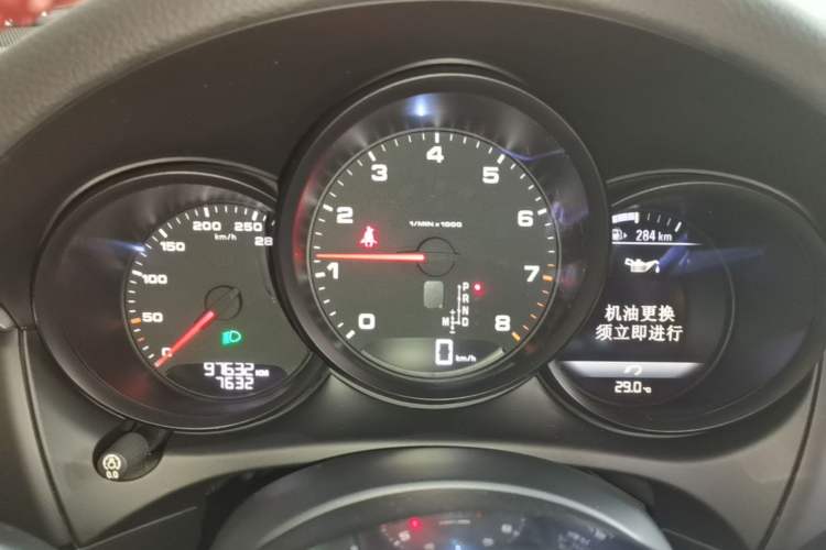 Used Porsche Macan 2016 Macan 2.0T Instrument Cluster