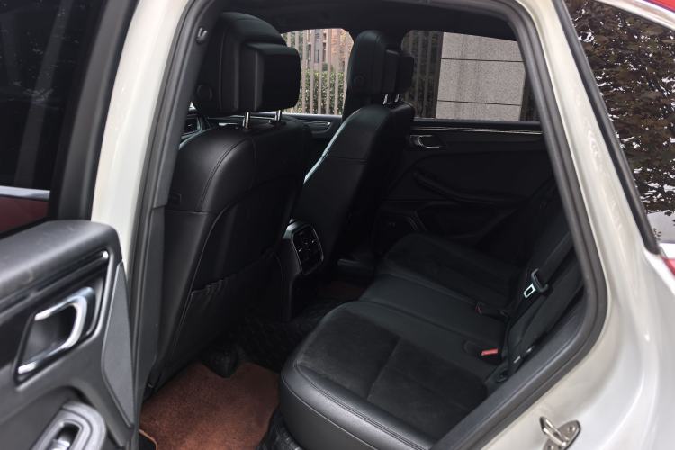Used Porsche Macan 2016 Macan 2.0T Interior 2